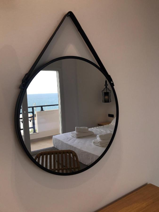 Blue Sea Suites Tsoútsouros Zewnętrze zdjęcie